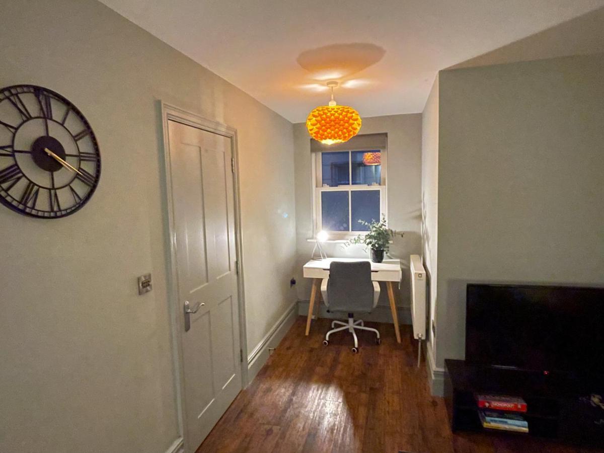 Stunning Brighton Seaside 2-Bedroom Townhouse With Patio, Sleeps 6 Εξωτερικό φωτογραφία