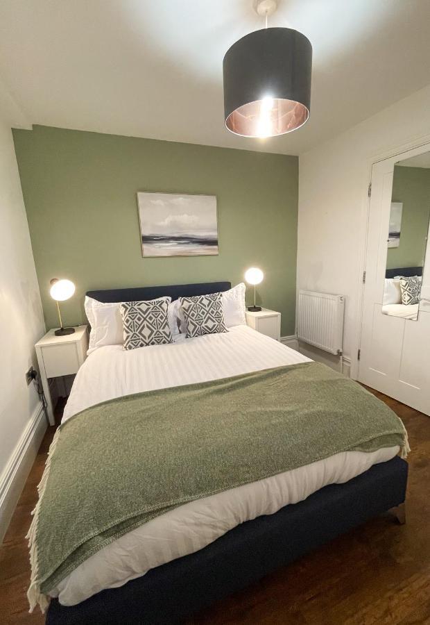 Stunning Brighton Seaside 2-Bedroom Townhouse With Patio, Sleeps 6 Εξωτερικό φωτογραφία